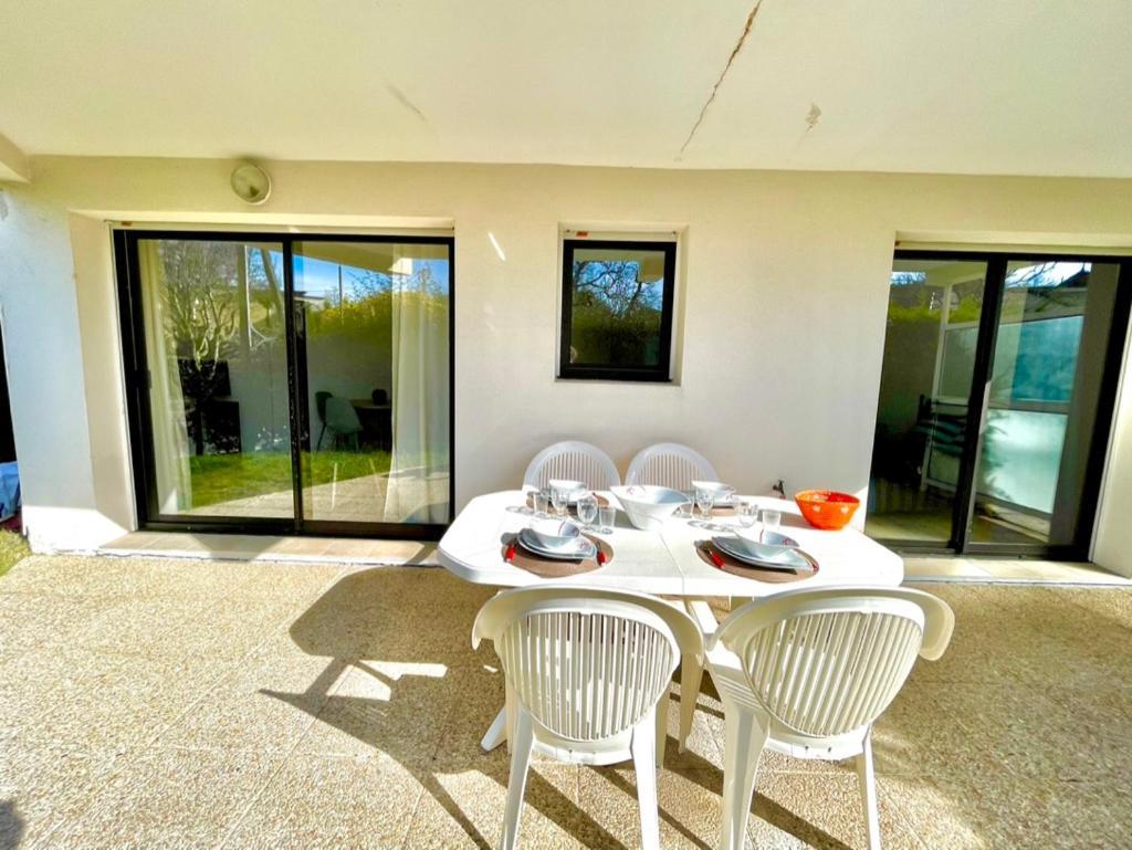 Charmant Rez De Jardin - 900M Plage De Pontaillac Appartement Royan Buitenkant foto