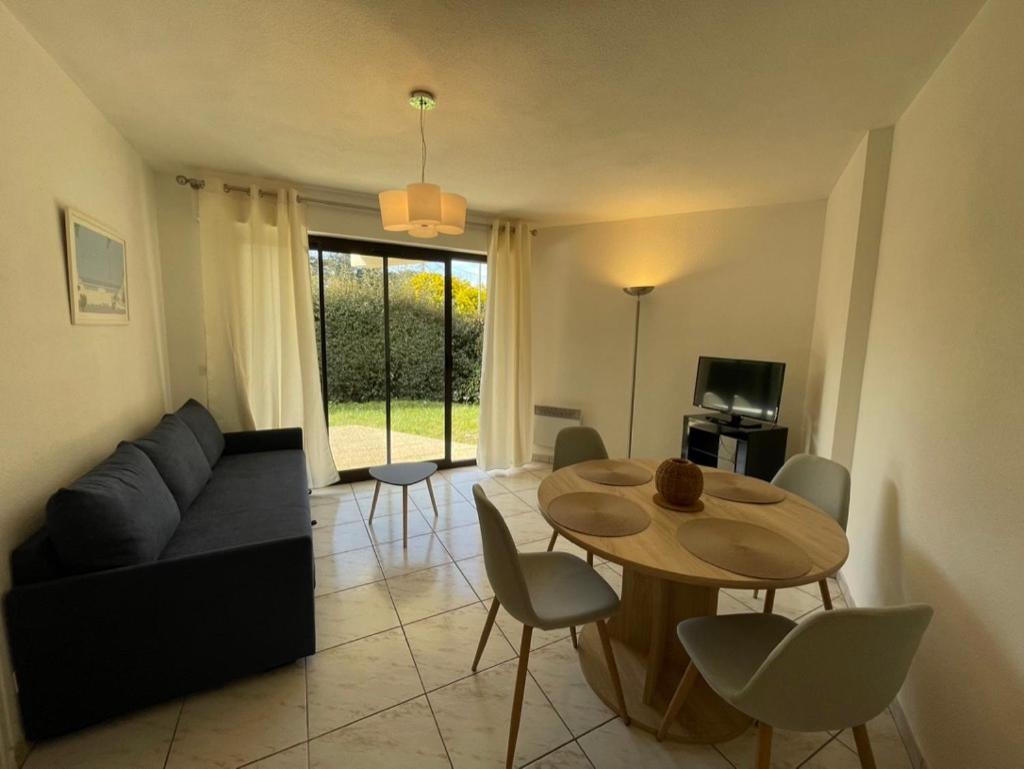 Charmant Rez De Jardin - 900M Plage De Pontaillac Appartement Royan Buitenkant foto