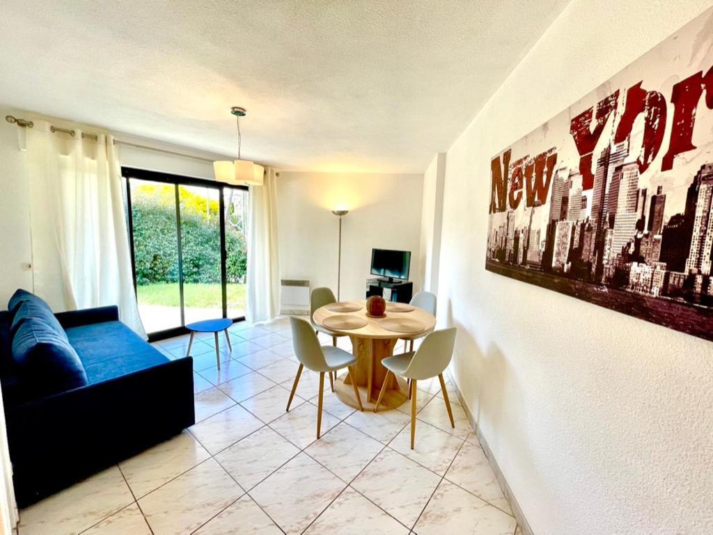 Charmant Rez De Jardin - 900M Plage De Pontaillac Appartement Royan Buitenkant foto