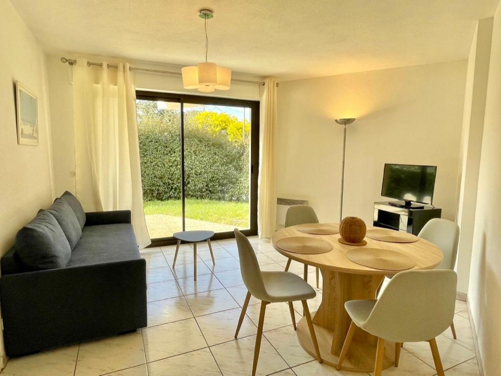 Charmant Rez De Jardin - 900M Plage De Pontaillac Appartement Royan Buitenkant foto
